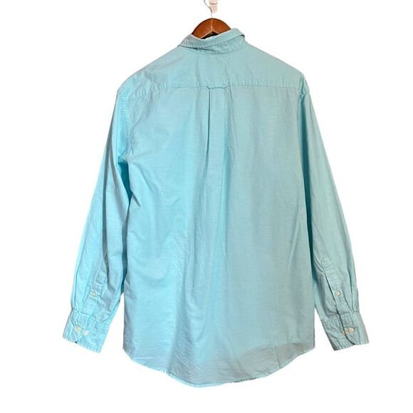 Izod saltwater light blue button down shirt. - Picture 9 of 11